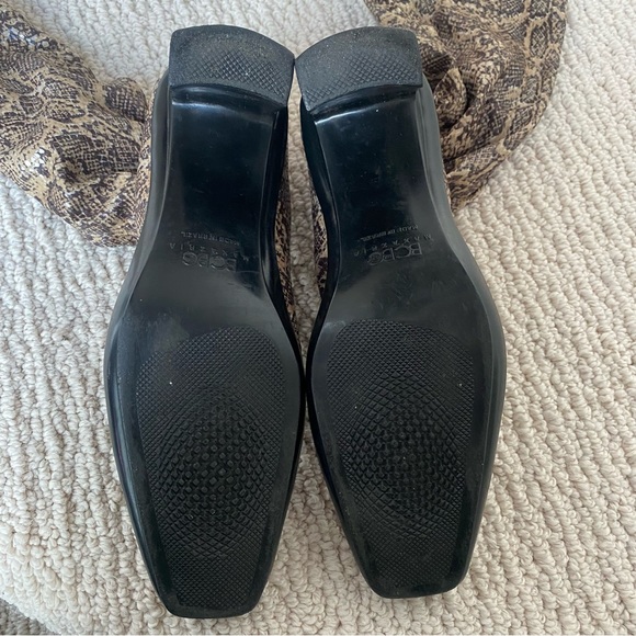 Vintage BCBG MAXAZRIA Knee Boots | Stretch Iridescent Snakeskin Fabric 8.5 - Picture 10 of 15